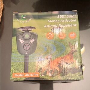 360° Solar Motion Activated Animal Repellent Open Box not used..